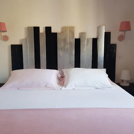 4 Personnes Jardin Privatif Et Piscine De Di Tuda Apartment *